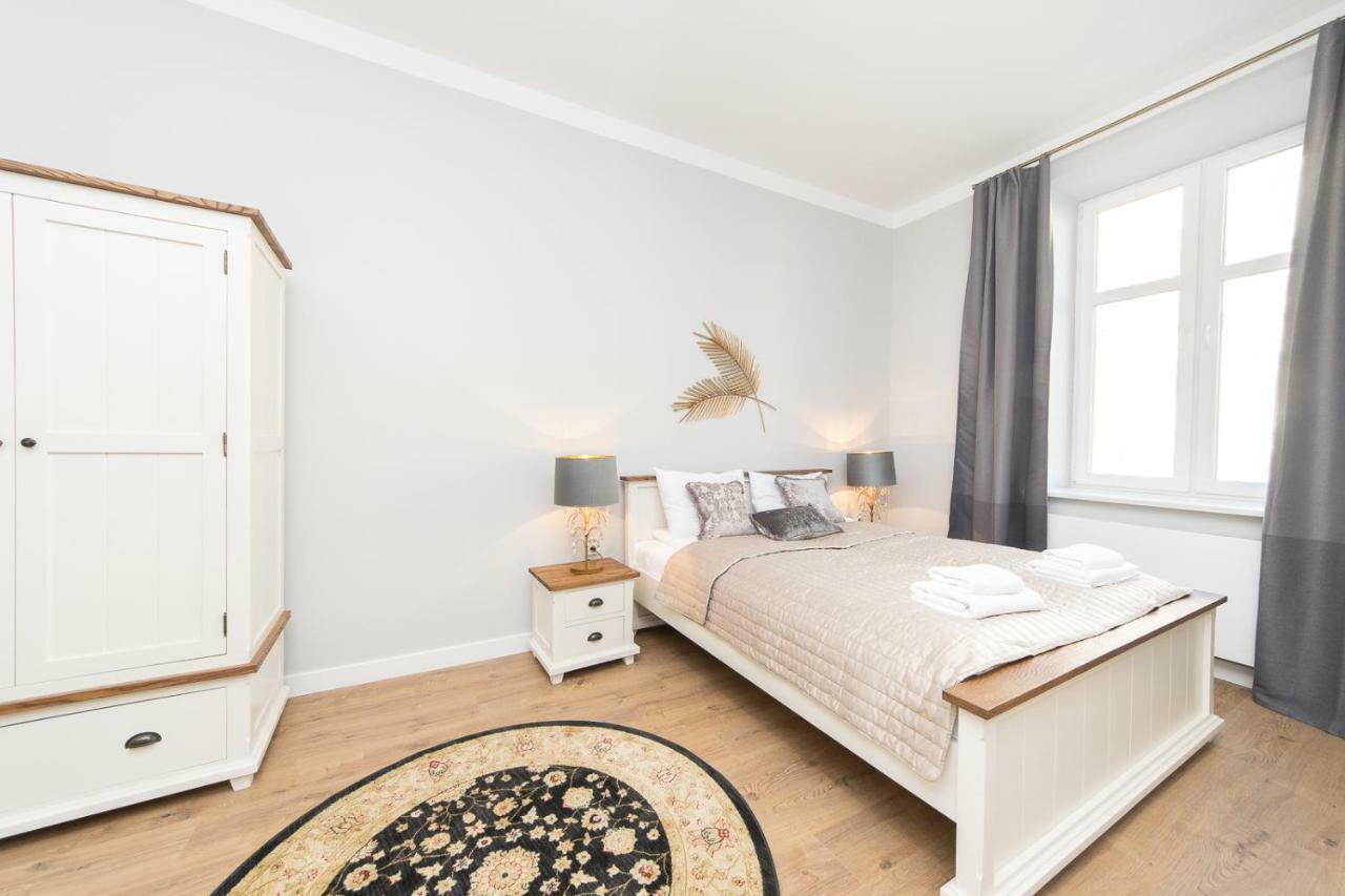 Lux Apartment At Planty Park P4You Pl Красков Екстериор снимка